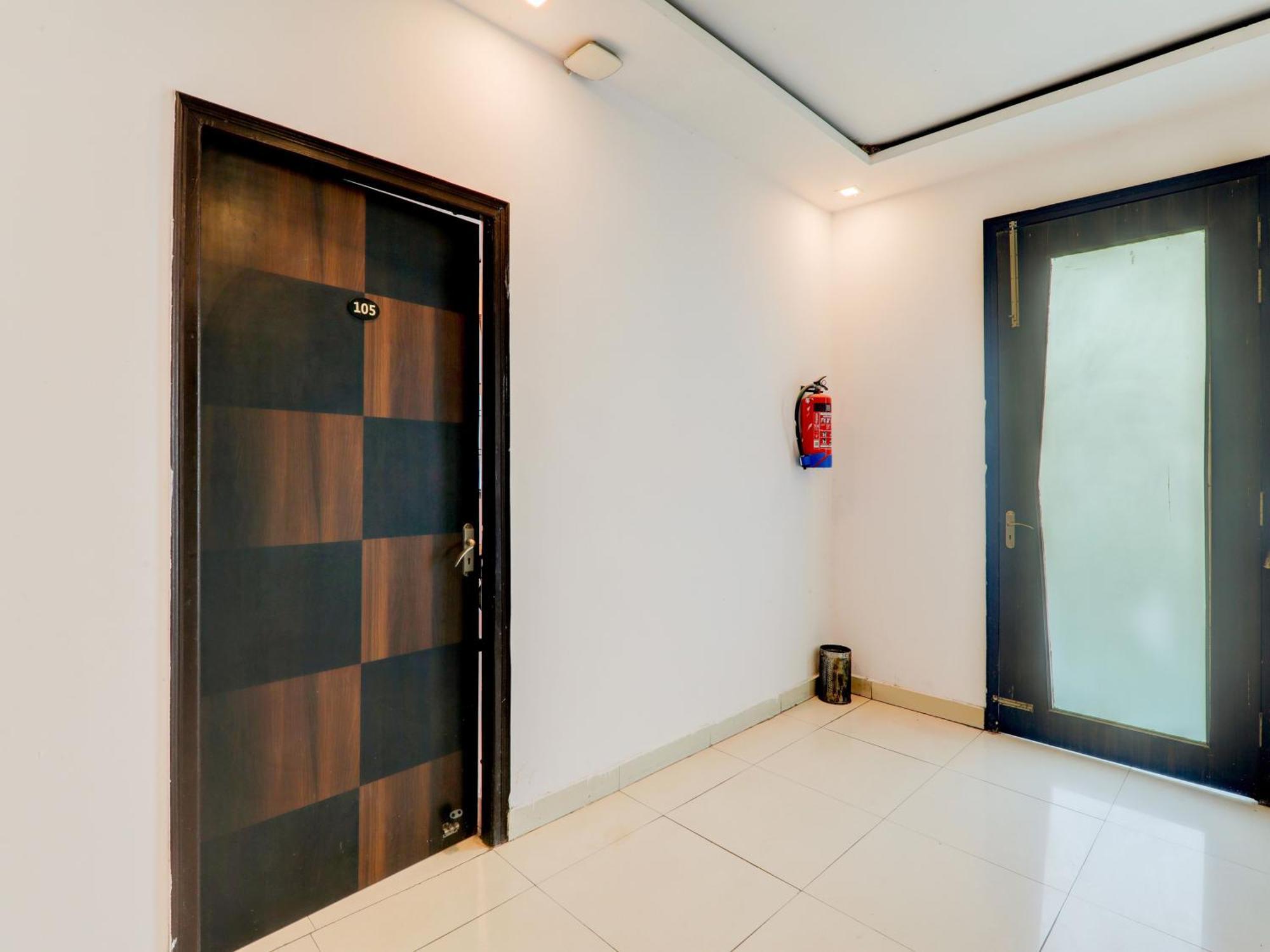 Super Collection O Kiara Guest House Λάκναου Εξωτερικό φωτογραφία