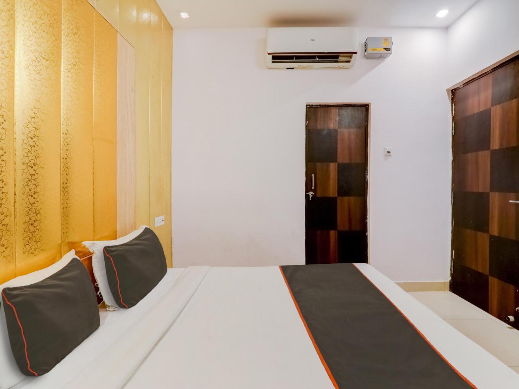 Super Collection O Kiara Guest House Λάκναου Εξωτερικό φωτογραφία